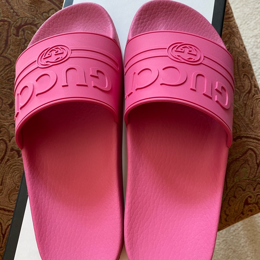 Gucci rubber slide